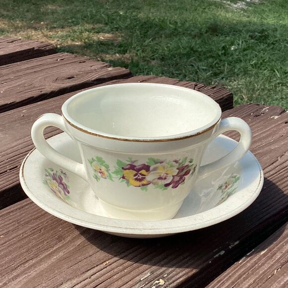 Vintage USA Handled Cream Soup Bowl and Saucer Set Pansy Floral Design - Picture 1 of 5